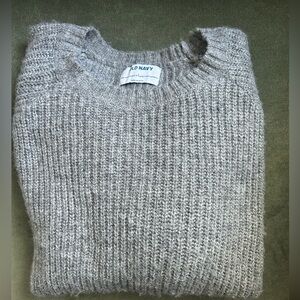 Old Navy Women’s Heather Gray Crewneck Sweater